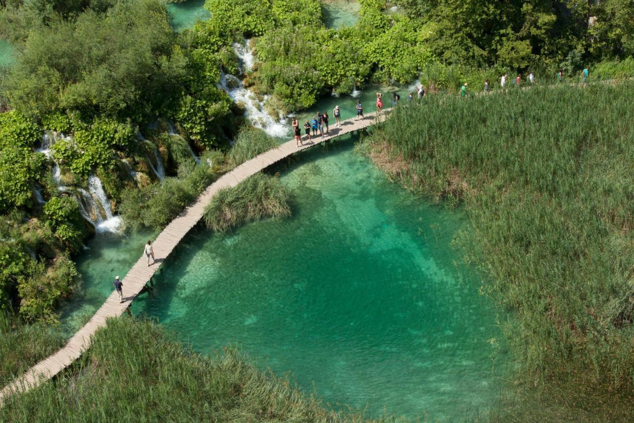 10 Minutes Walk To The Lakes Plitvicka Jezera Ngoại thất bức ảnh